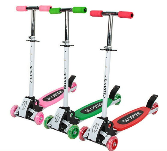 [SẴN HÀNG]Xe Trượt Scooter 3 Bánh Cao Su Phát Sáng Điều Chỉnh Hướng Cho Bé Thế Hệ Mới. Dành Cho Bé 2 Tuổi Đến 20 Tuổi. Tải Trọng Tối Đa 80kg, Khung Xe Chắc Chắn