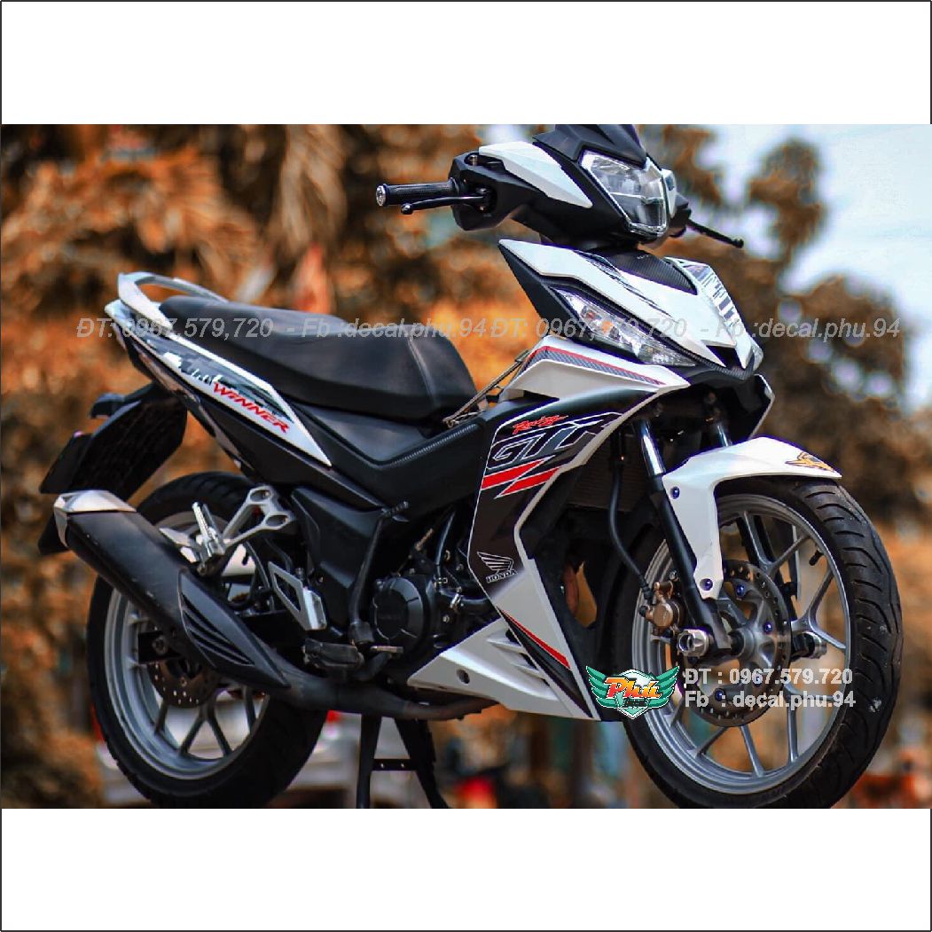 Tem rời Winner GTR Trắng đen