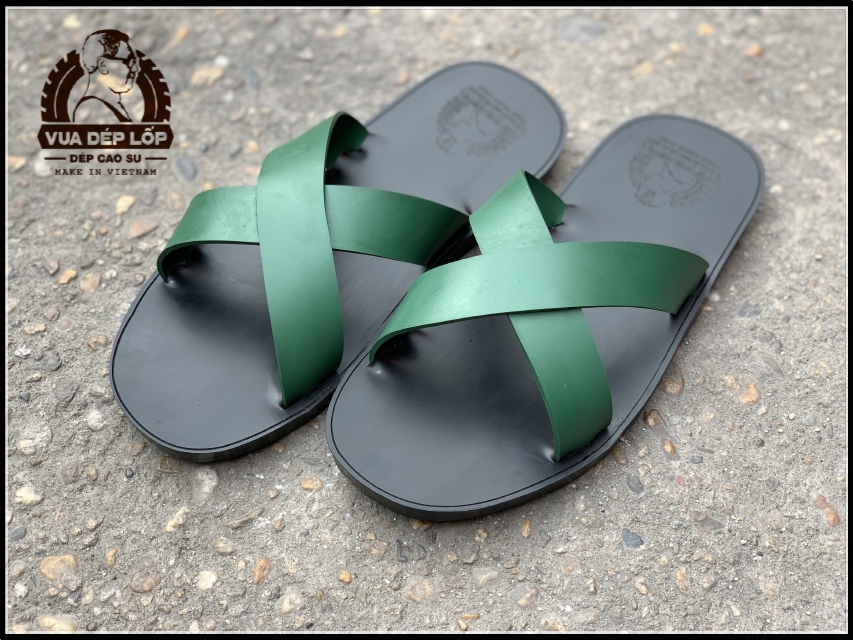 Dép cao su 2 quai chéo táo màu xanh bộ đội