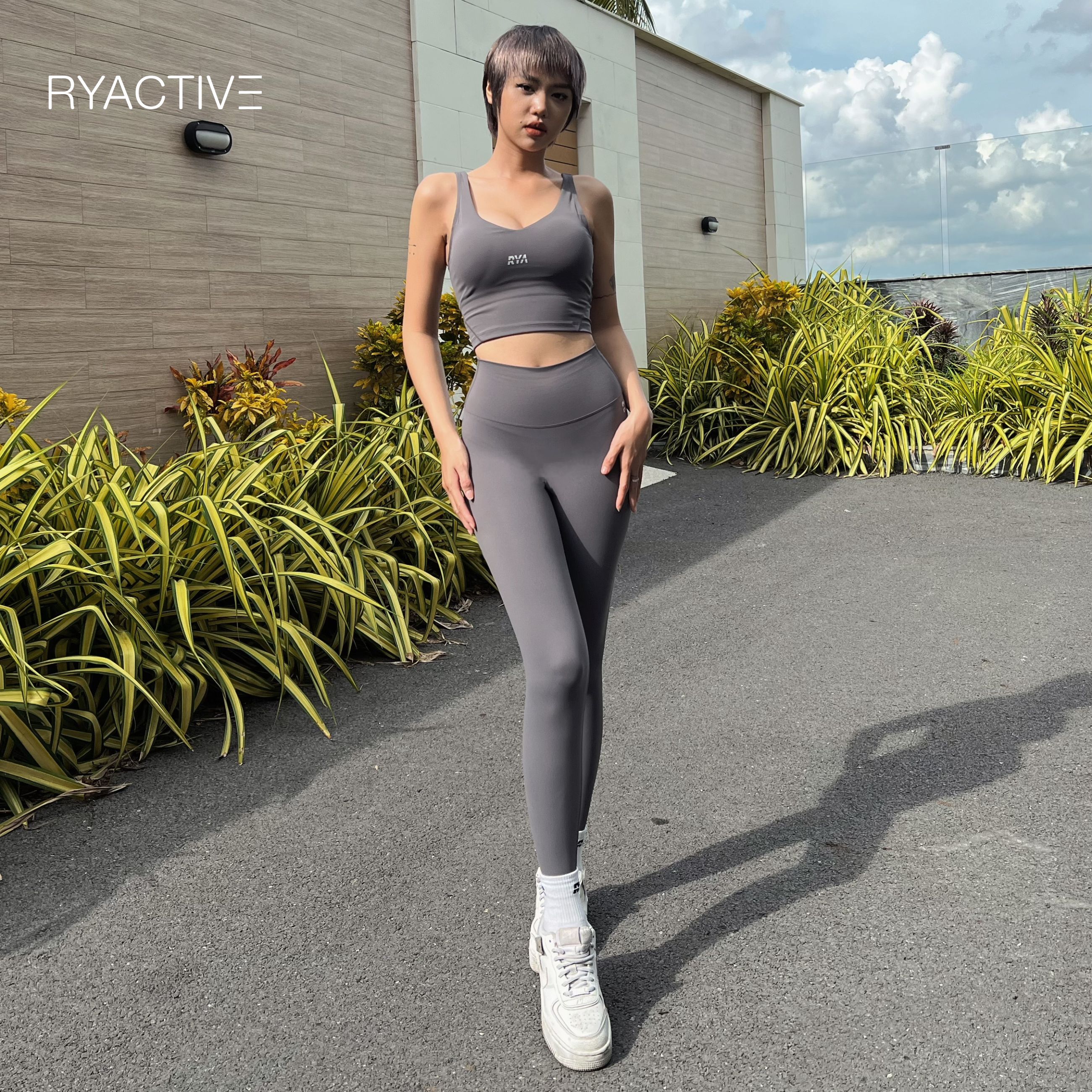 Quần legging thể thao dáng dài RYACTIVE - RYA Legging Charcoal grey