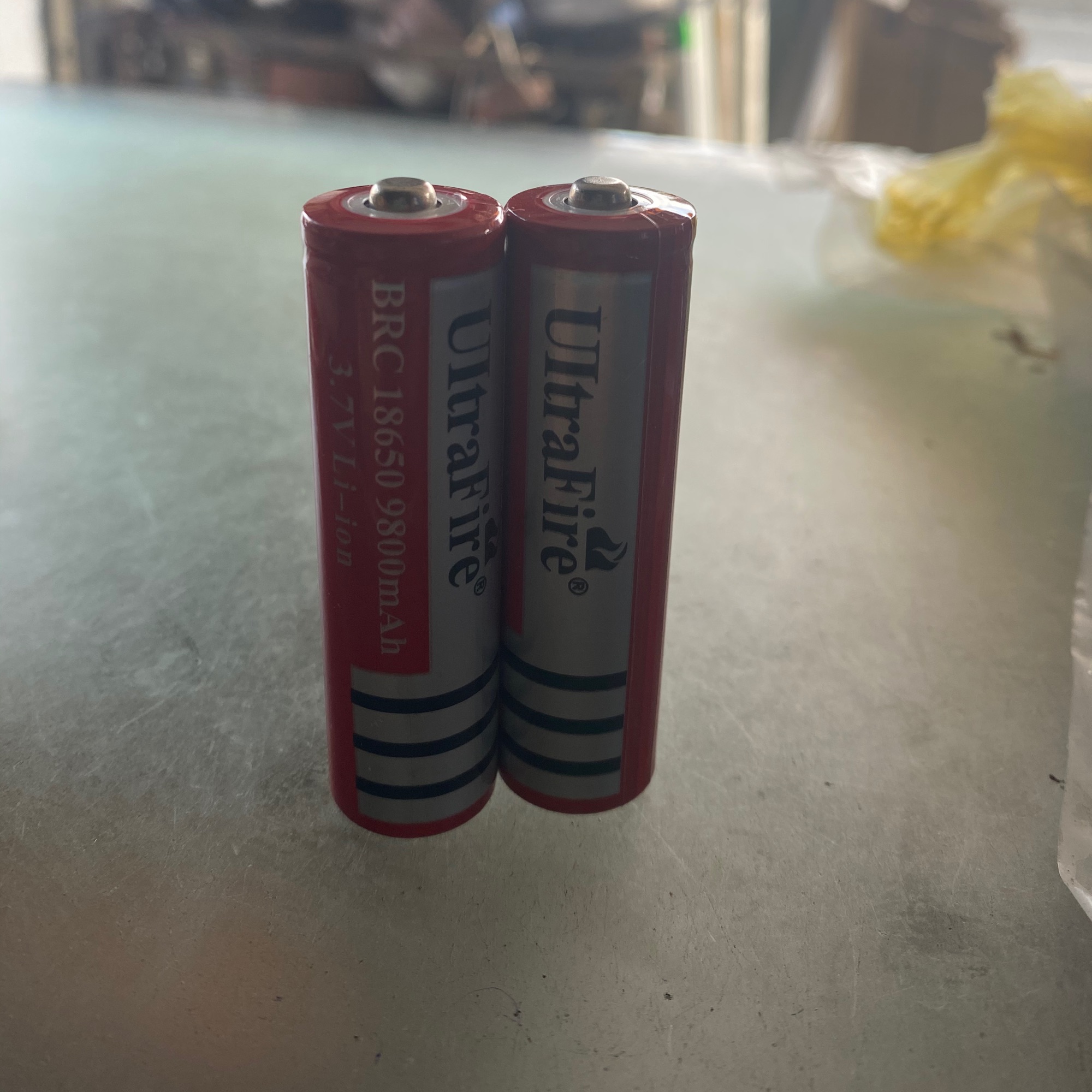 Pin 3v7 18650 6800mah dùng thay cho vợt muỗi đèn pin