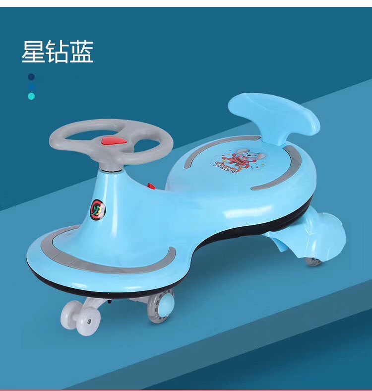 Xe lắc 818 màu xanh có đèn và nhạc cho bé vận động