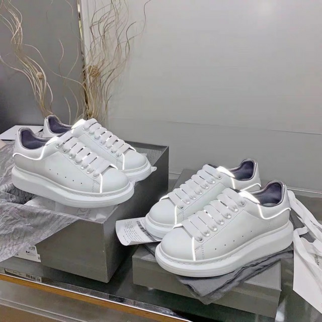 FULL BOX GIÀY THỂ THAO NAM VÀ NỮ MCQ PHẢN QUANG SIÊU ĐẸP FULL SIZE 36 ĐẾN 43 - ĐẦY ĐỦ GIẤY TỜ