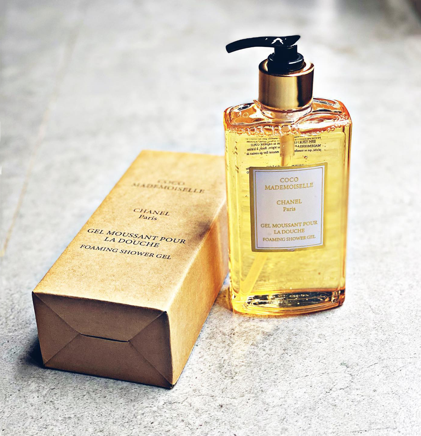 [HCM]ĐẲNG CẤP - SANG TRỌNG - Sữa Tắm Dubai Coco Mademoiselle 400ml - Hương Nước Hoa Quyến Rũ - Lưu Hương Cực Lâu