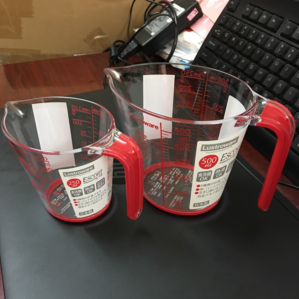 Cốc đong chia Vạch Lustroware sản xuất tại Nhật Bản 500ml nhưa AS chịu nhiệt cao, an toàn cho sức khỏe