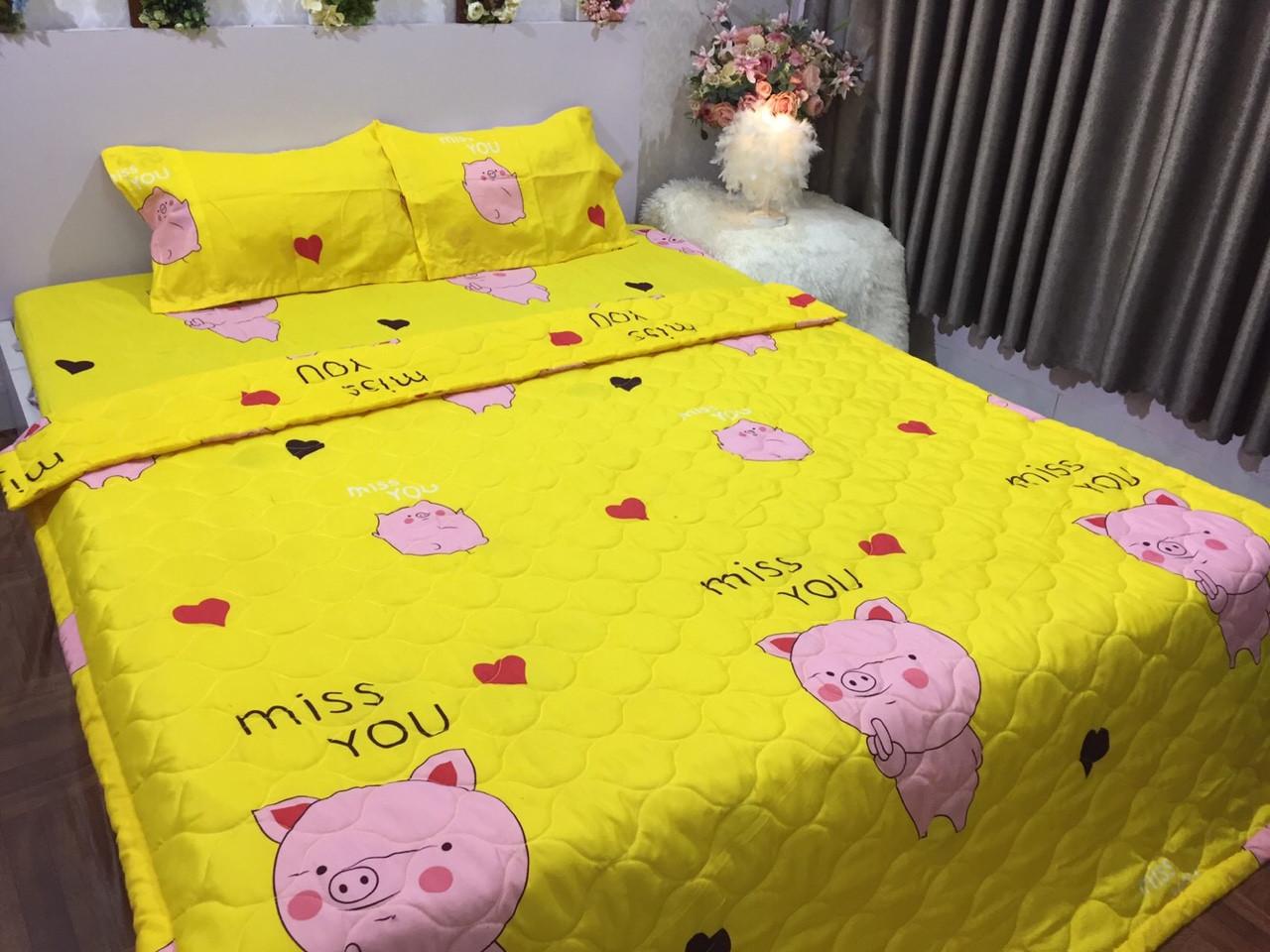 Set 5 món chăn ga gối cotton poly mẫu Con Heo vàng