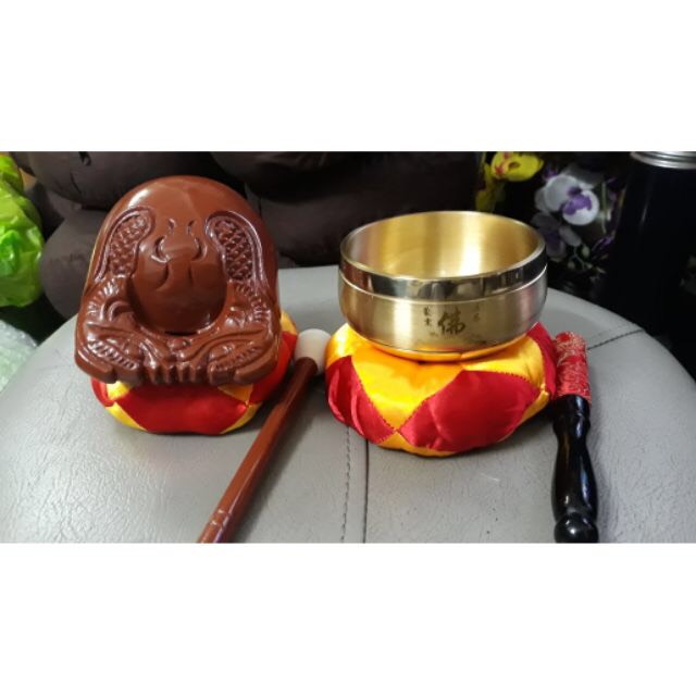 Chuông mõ đài loan loại 1 hoa sen vàng