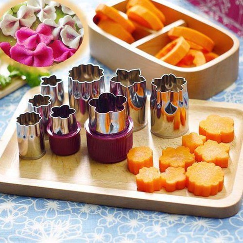 Khuôn cắt củ quả trang trí 8 món