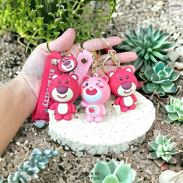 Móc khóa gấu dâu hồng lotso siêu đẹp