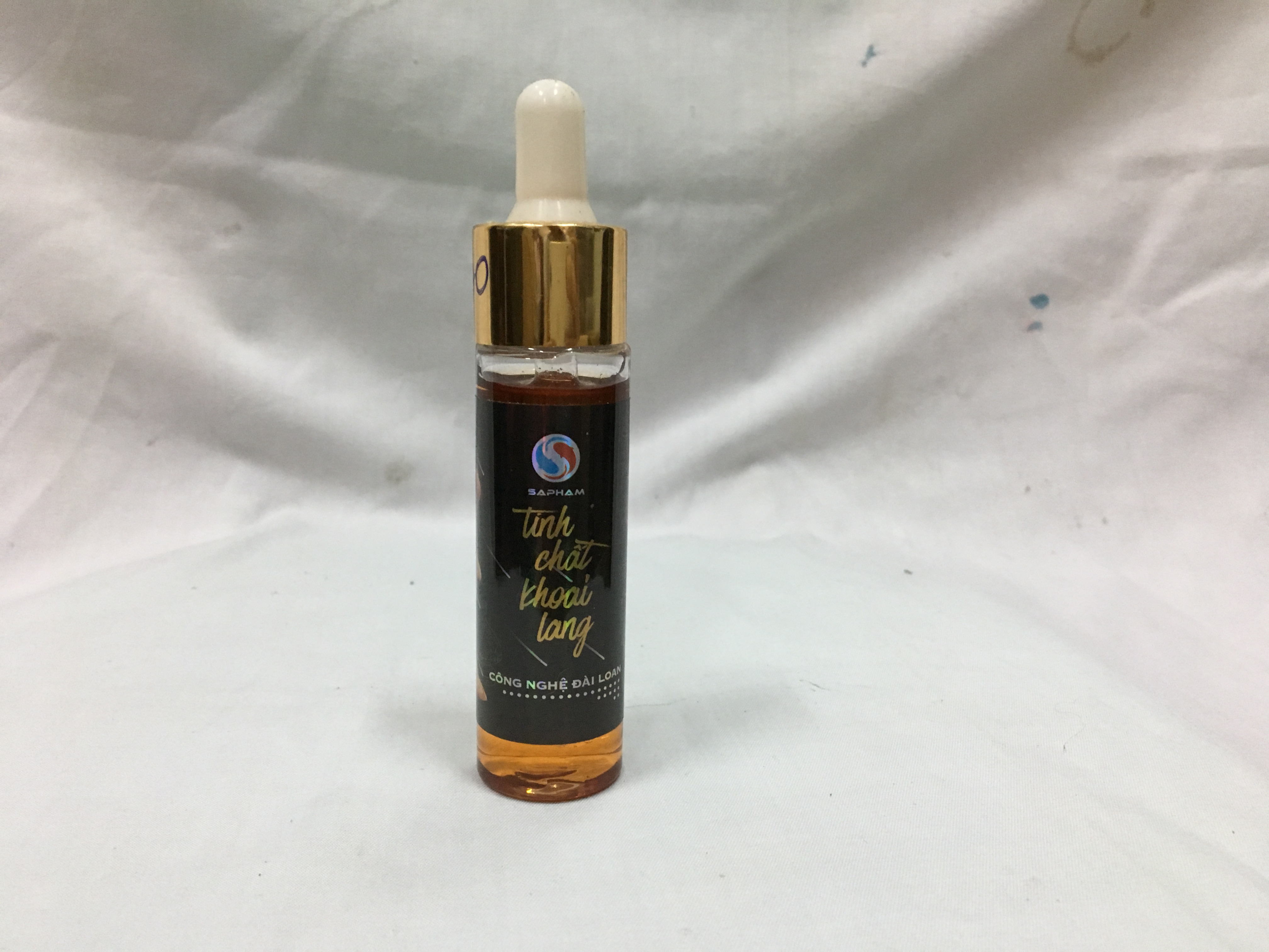 Chai tinh dầu hương khoai lang chuyên dùng câu cá chép, trắm cỏ hiệu quả 70ml