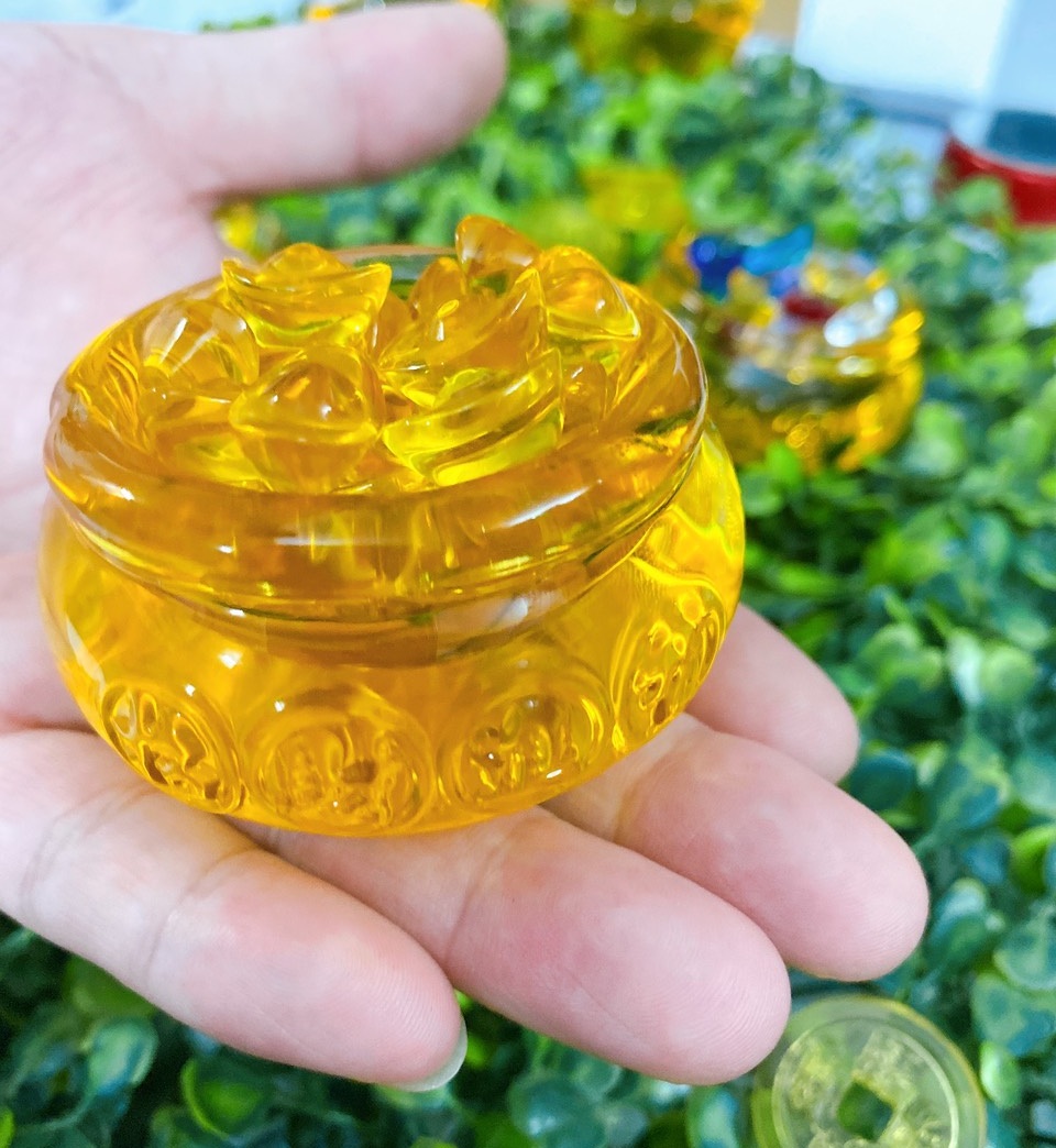 Hũ đựng vàng phale - Tụ bảo bồn lưu ly, Chiêu Lộc Tụ Tài, Vật phẩm phong thủy bày ban thần tài, ban gia tiên ( gồm 36 thỏi vàng dài 1.4cm )