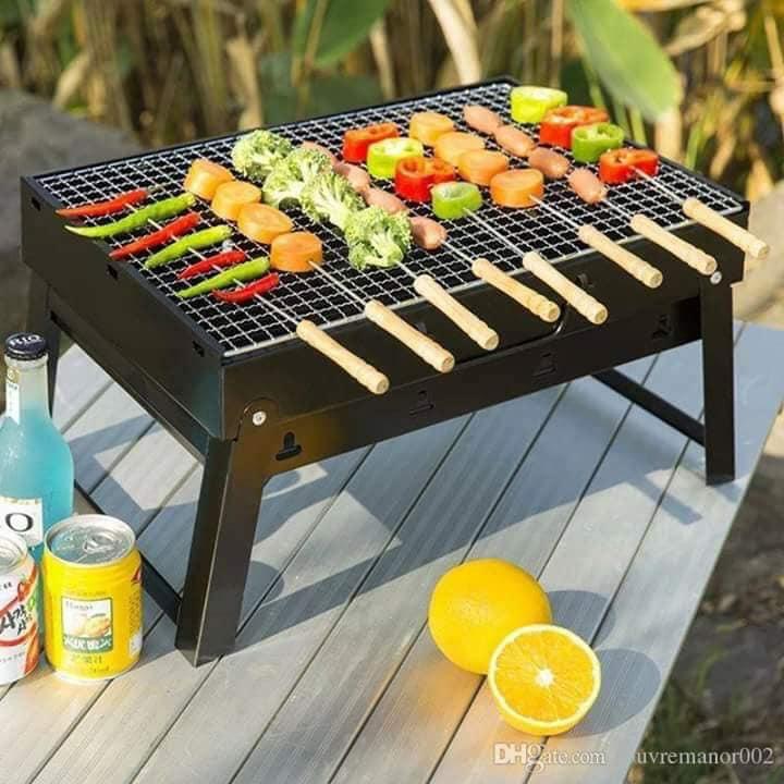 Bếp nướng bbq tại vườn, bếp than vuông nướng, bếp than vuông cao cấp nướng bbq.