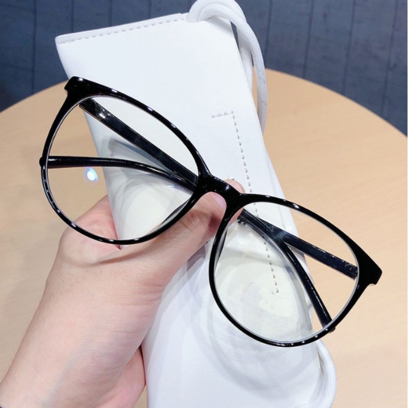 Gọng kính nhựa mắt bầu tròn fom to