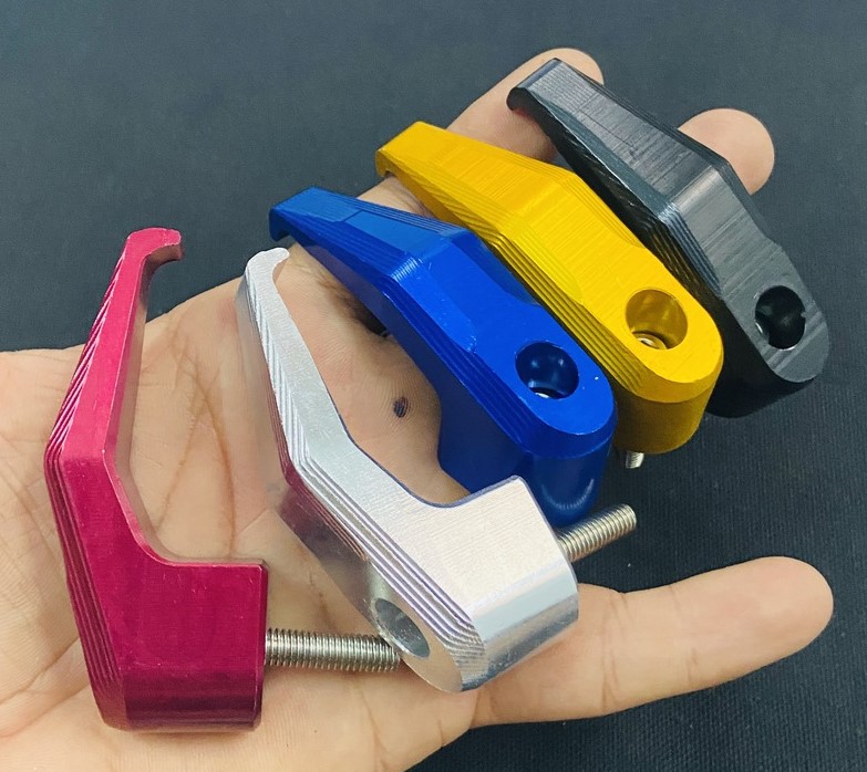 Móc treo cnc cho xe máy