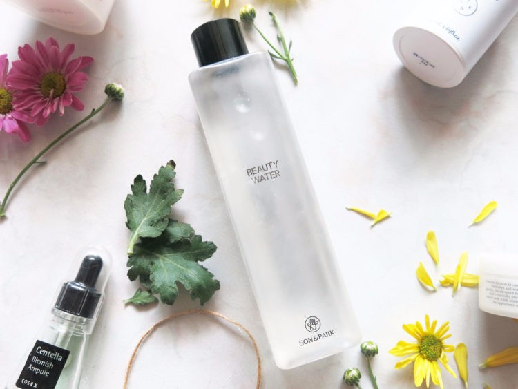 NƯỚC THẦN LÀM ĐẸP DA BEAUTY WATER 340ML - SẢN PHẨM TỐT CHẤT LƯỢNG CAO, DÙNG LÀ THÍCH NGAY, ỦNG HỘ SHOP NHÉ CẢ NHÀ, CAM KẾT HÀNG CHUẨN, ĐẢM BẢO Ạ