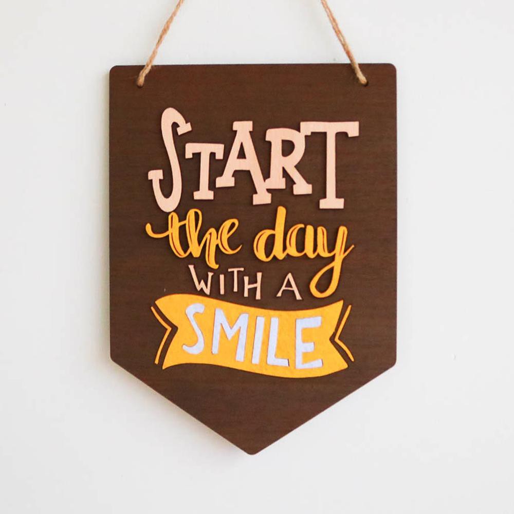 Decor home Biển, bảng gỗ trang trí, bảng gỗ decor phòng Start the day with a Smile