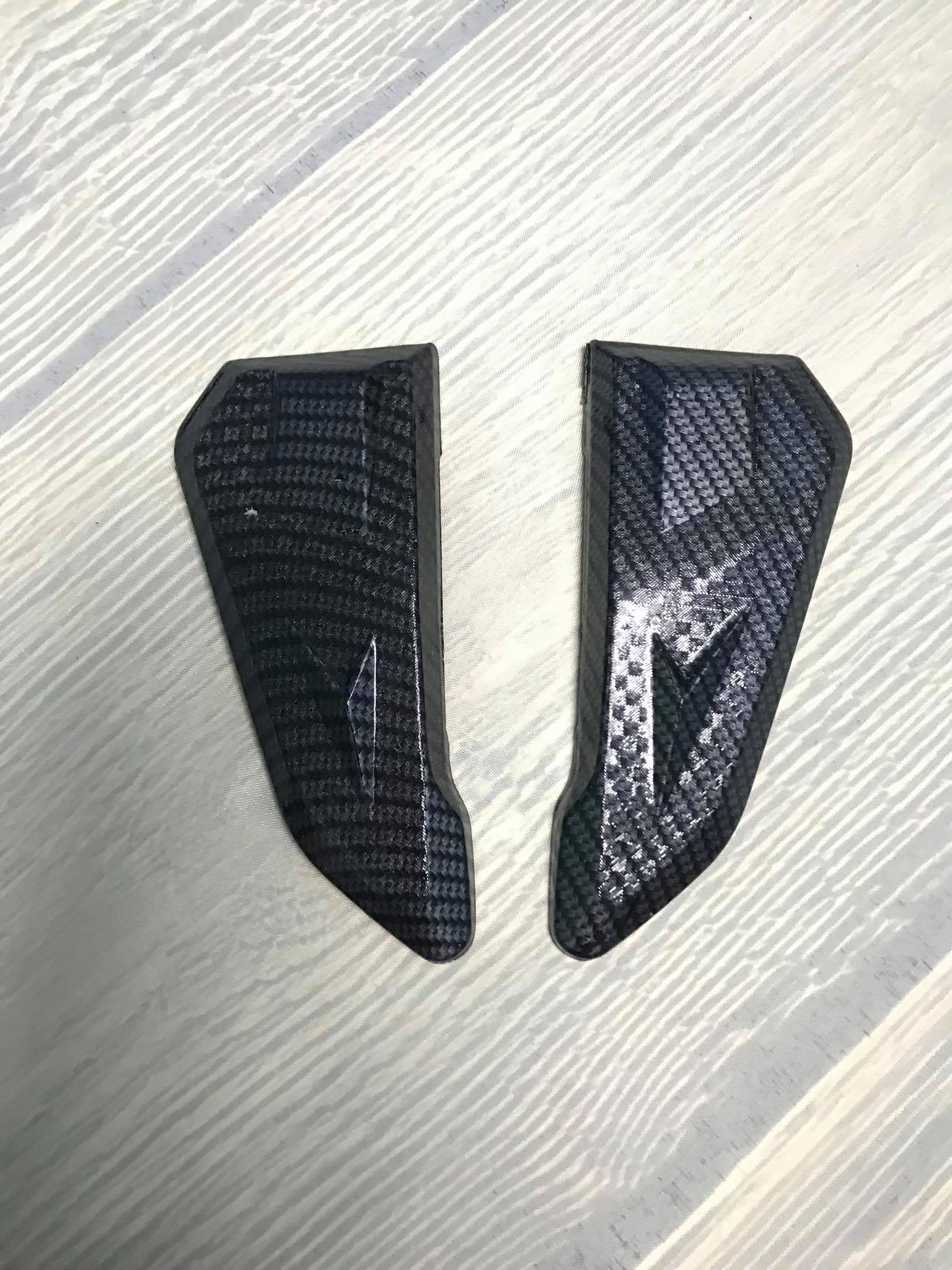 Ốp gác chân carbon sh mode