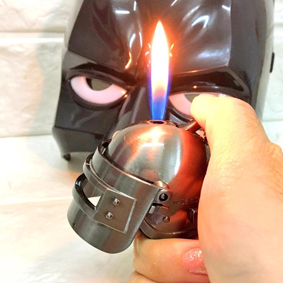 COMBO 3 MÓN BẬT LỬA - MÓC KHÓA PUBG  CHẢO - NÓN - BA LÔ  (KIM LOẠI) - (XÀI GAS)