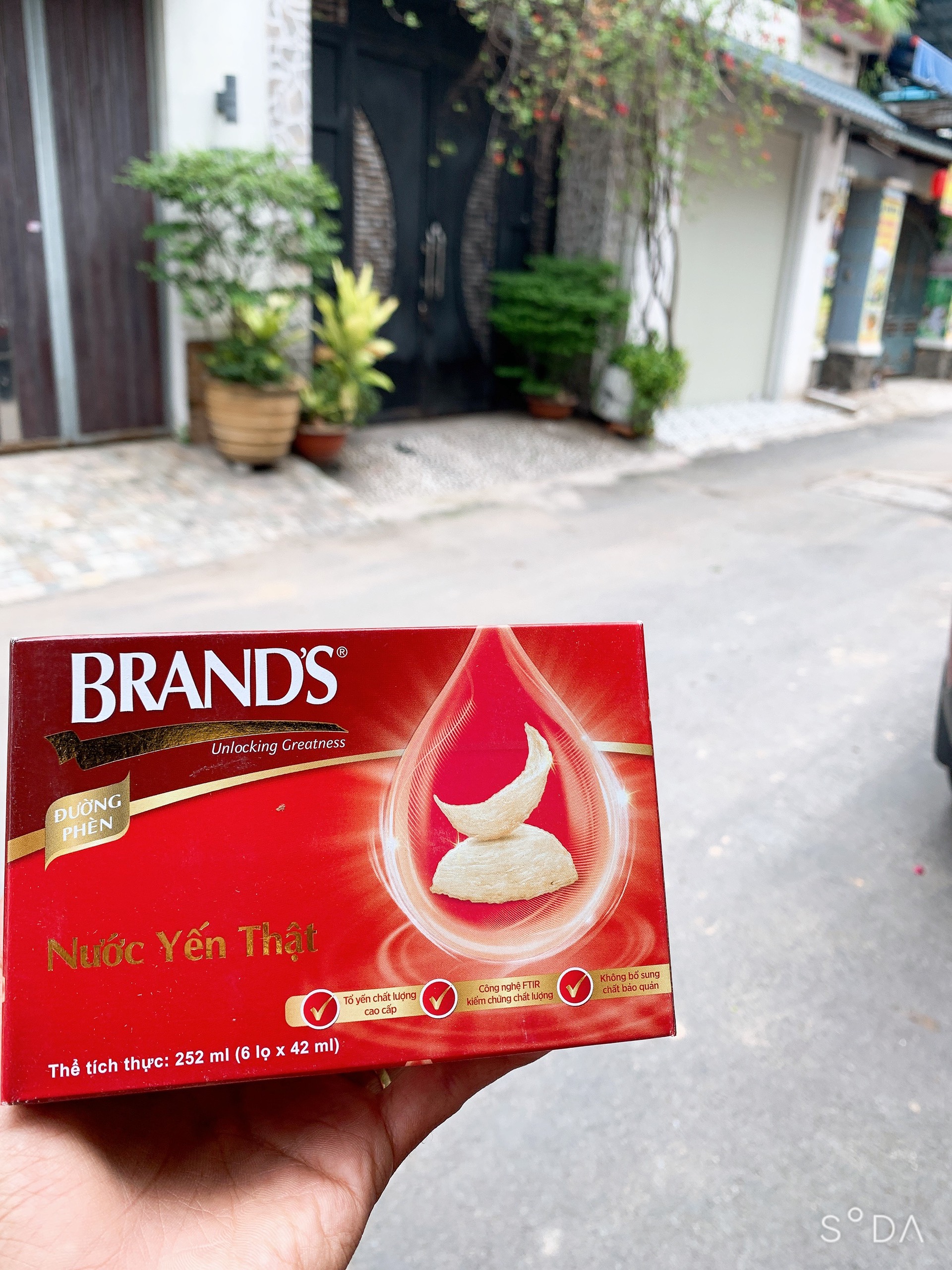 Hộp 6 chai nước yến thật brand's không đường dksh