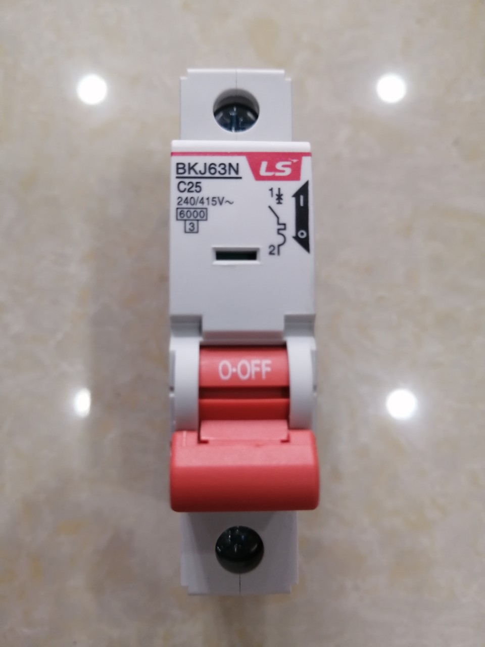 Cb tép ls chính hãng bkj63n 1p 25a 6ka, bảo vệ quá tải và ngắn mạch