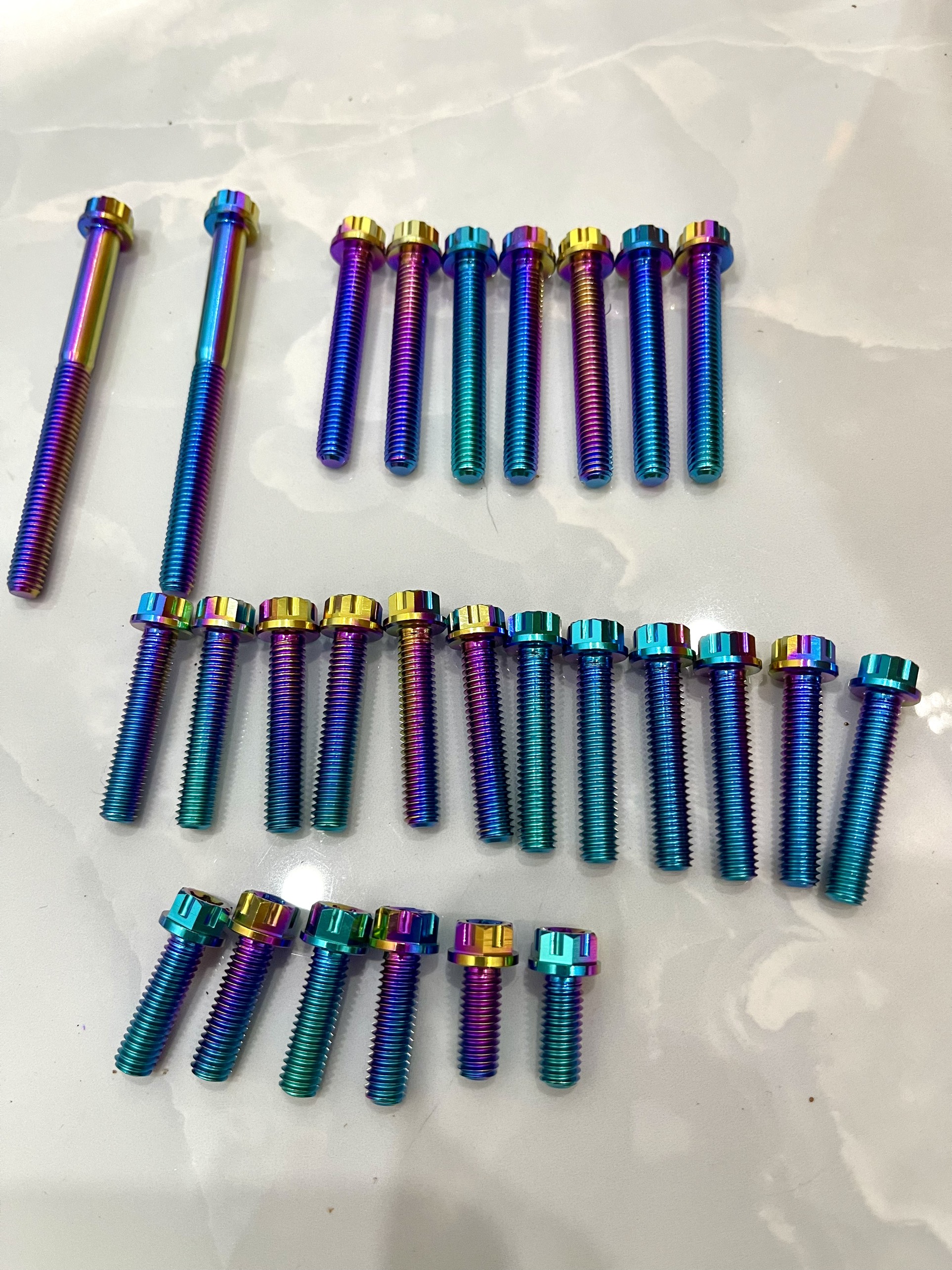 ốc titan gr5 trụ salaza 6li1 6li2 6li3 6li4 6li5 6li6 6li7 6li8 6li9