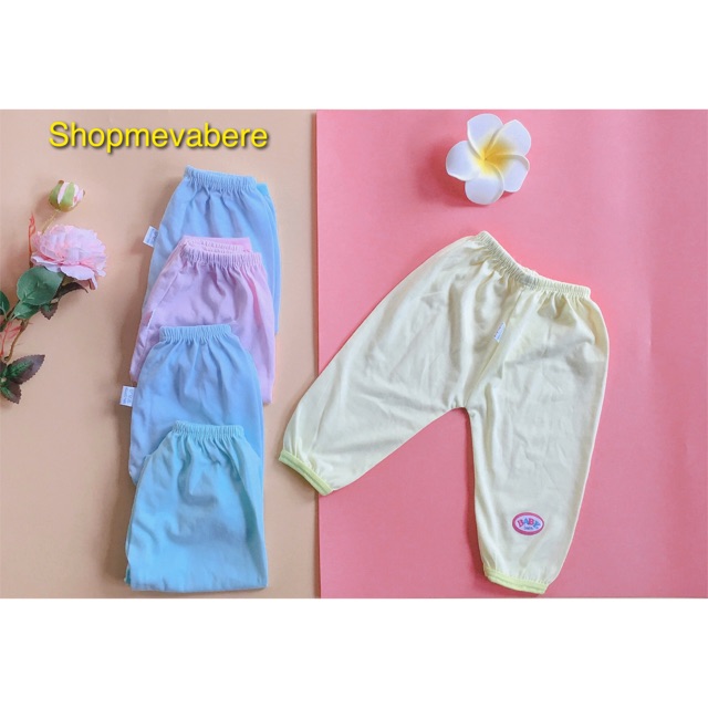Quần dài cho bé sơ sinh 3-8kg hàng đẹp chất liệu và thiết kế thông minh đảm bảo an toàn cho trẻ sử dụng có độ bền cao cam kết như hình