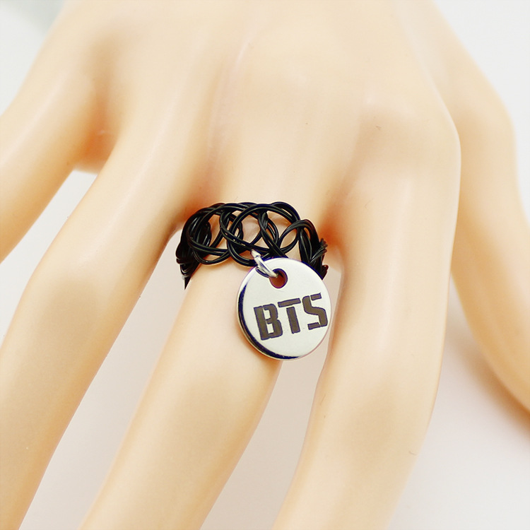 Nhẫn bện vòng thả tag tròn BTS