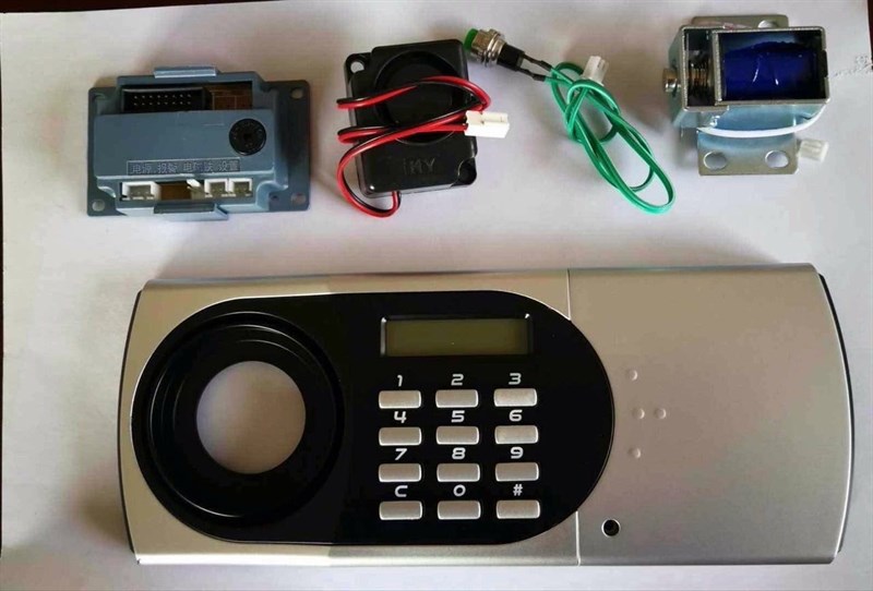 Khóa mã số điện tử két sắt pin ngoài - za8001 - 300gr - trắng bạc - khóa mã số điện tử pin ngoài - nhập khẩu