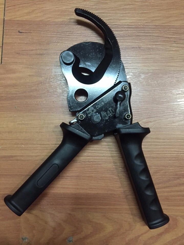 Kìm cắt cáp nhông j40a