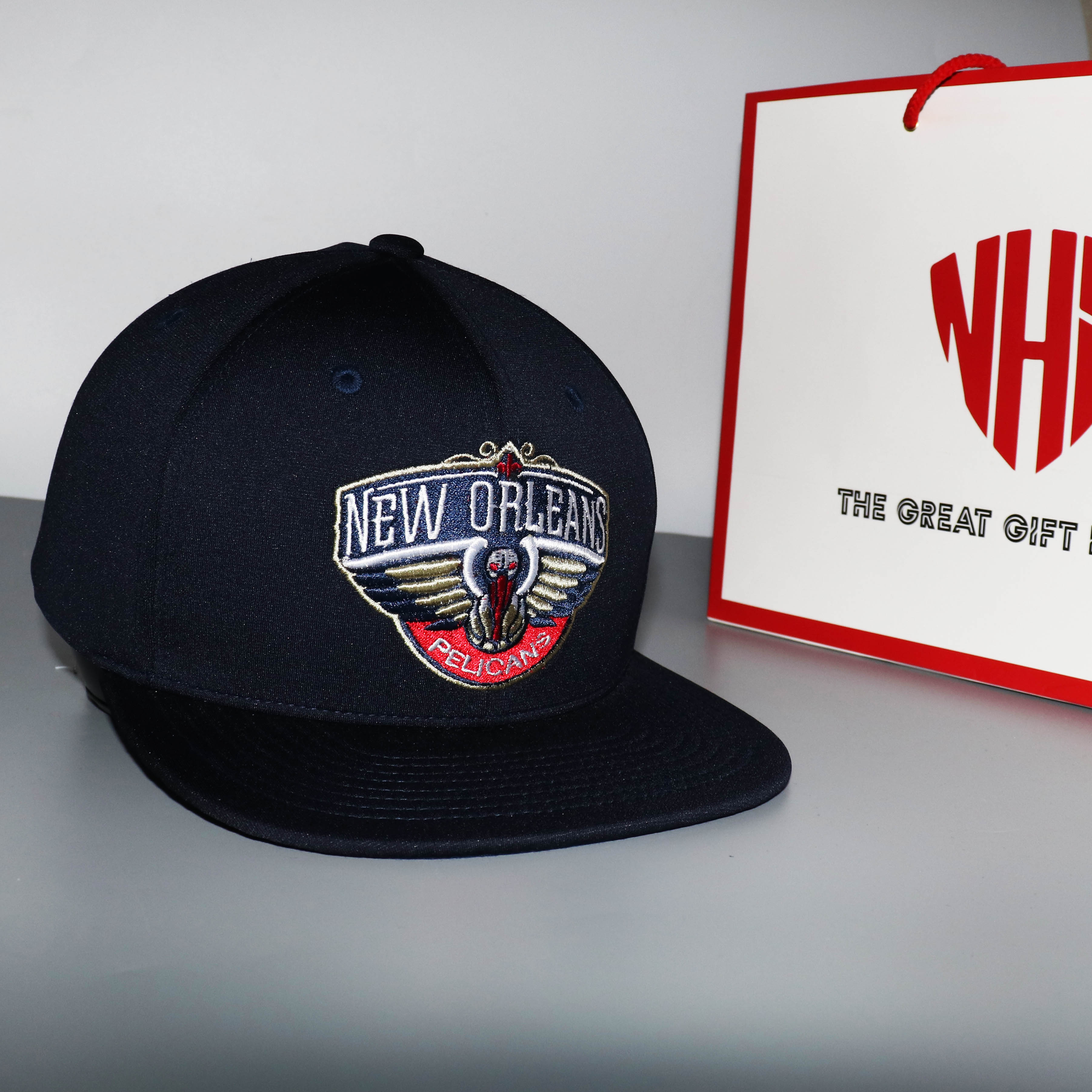 Nón snapback nhs no001 huy hiệu hoàng gia orlean .