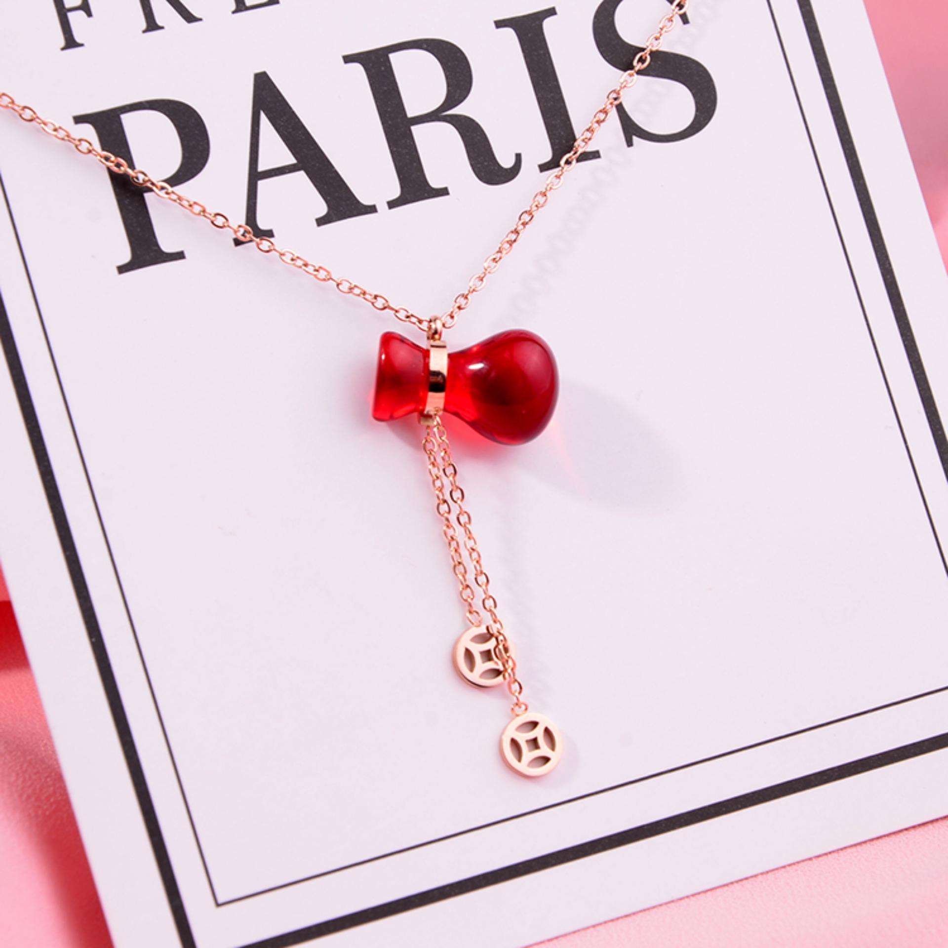 [HCM]Dây chuyền Nữ Titan Cao cấp 18KGP mặt túi kim tiền đá thạch lựu đỏ Phong cách Nhật Bản Giá tốt Mẫu mới nhất thời trang Hàn Quốc Quà tặng Tình yêu Hộp đẹp May mắn 2019 TG-1035