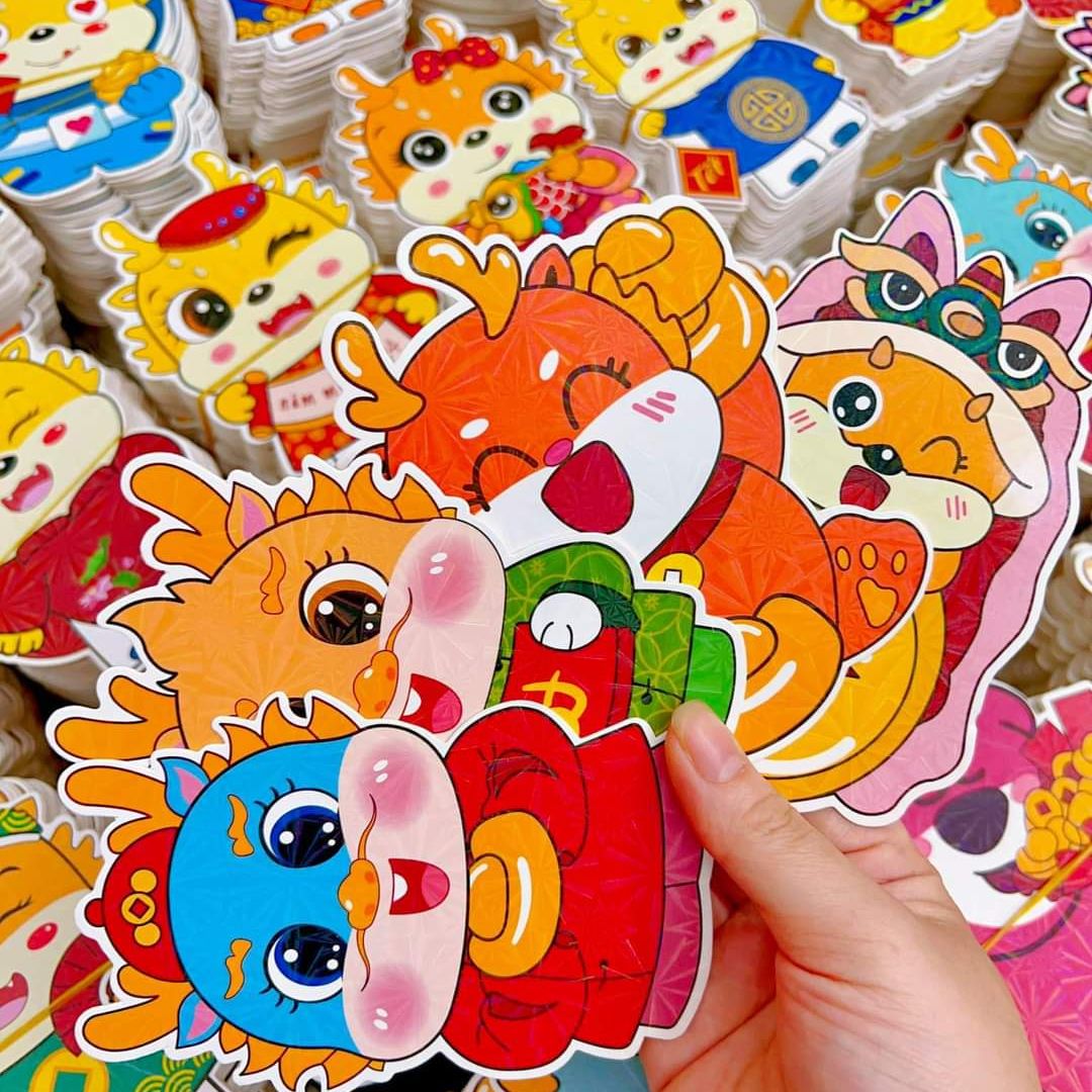 Combo 50 bao lì xì chibi 2024 ngẫu nhiên, lì xì truyền thống năm 2024, bao lì xì chibi rồng phản quang mẫu mới, bao lì xì tết 2024, tết lì xì mẫu mới đẹp dễ thương