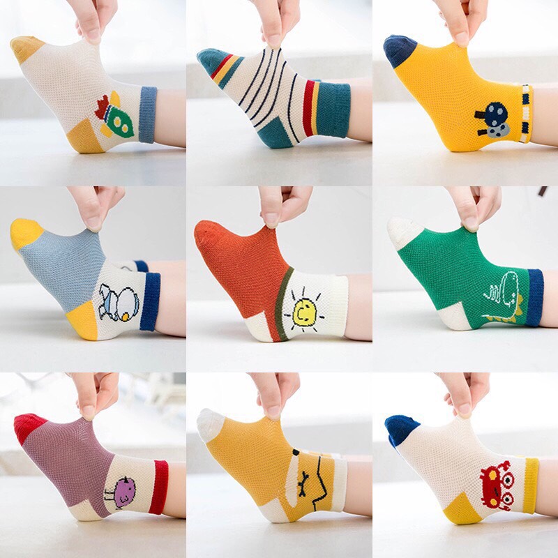 Set 5 đôi tất hoạt hình cho bé yêu
