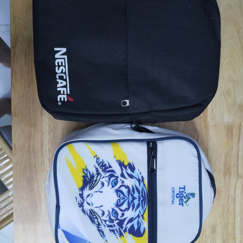 Túi đeo hàng khuyến mãi nescafe, tiger-CÒN 1 TÚI NESCAFE