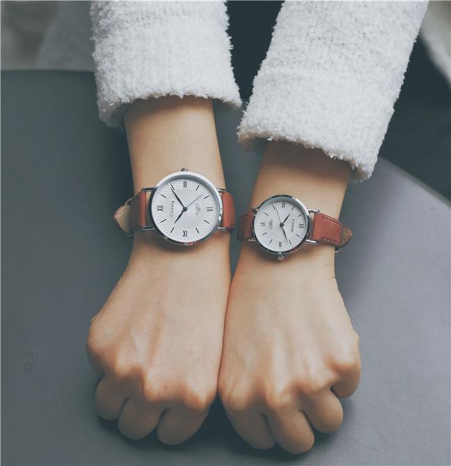 Đồng hồ nữ Ulzzang dây da mặt tròn cổ điển