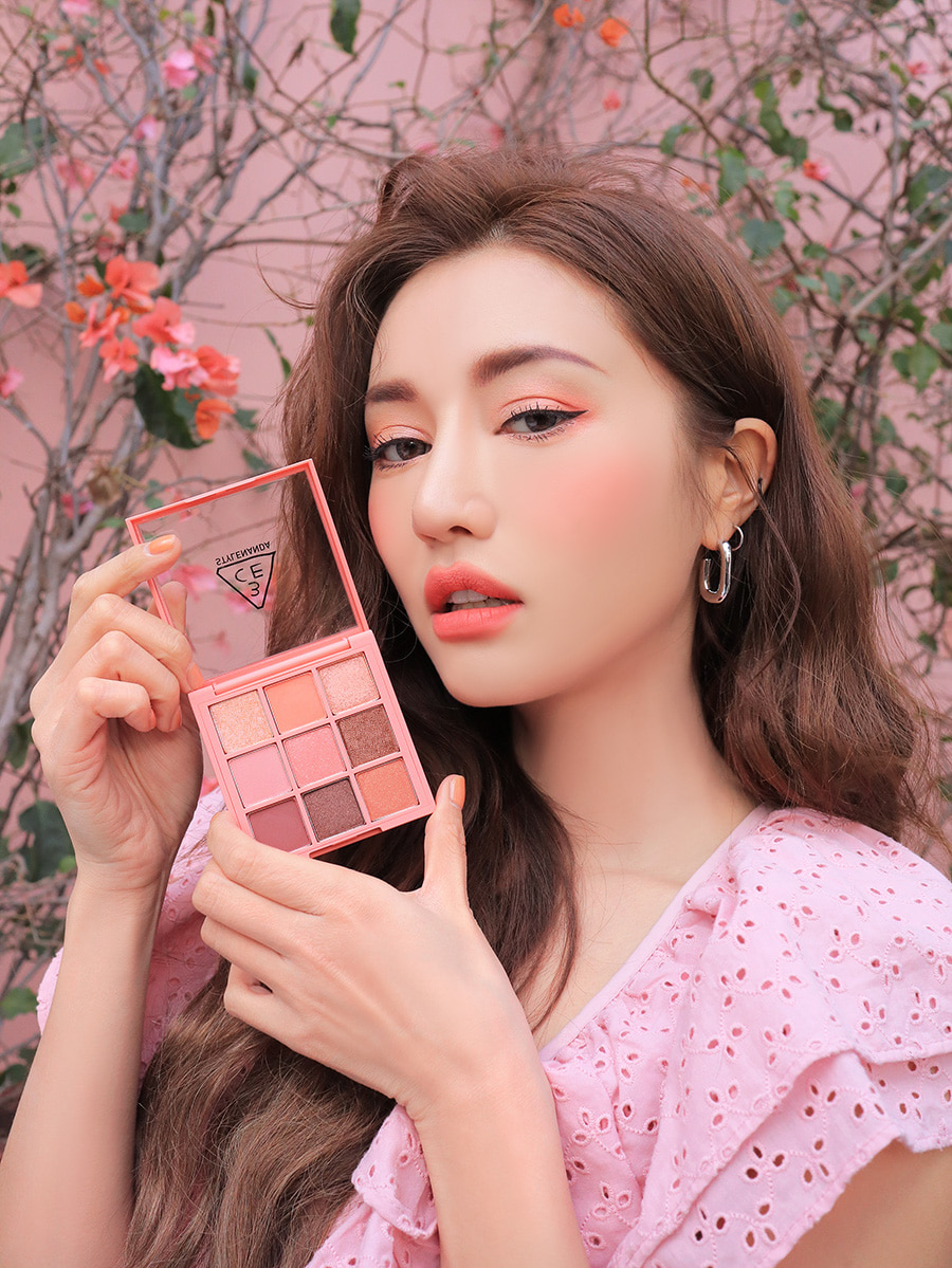 Bảng Phấn Mắt 9 Ô 3CE Multi Eye Color Palette Beach Muse | Lazada.vn