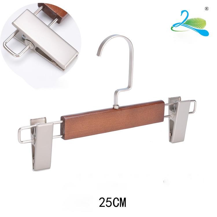 Kẹp Gỗ Nâu Móc Quần Áo 25cm
