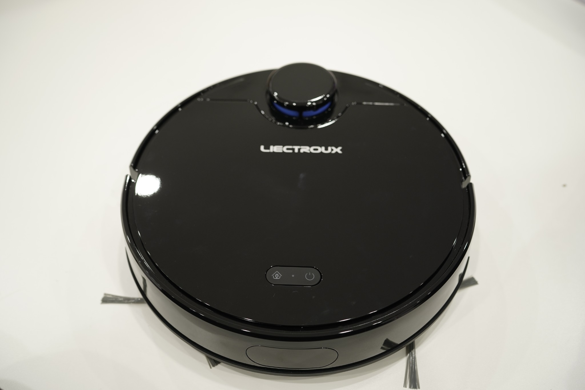 Robot hút bụi liectroux zk901 đức. bh 15 tháng chính hãng