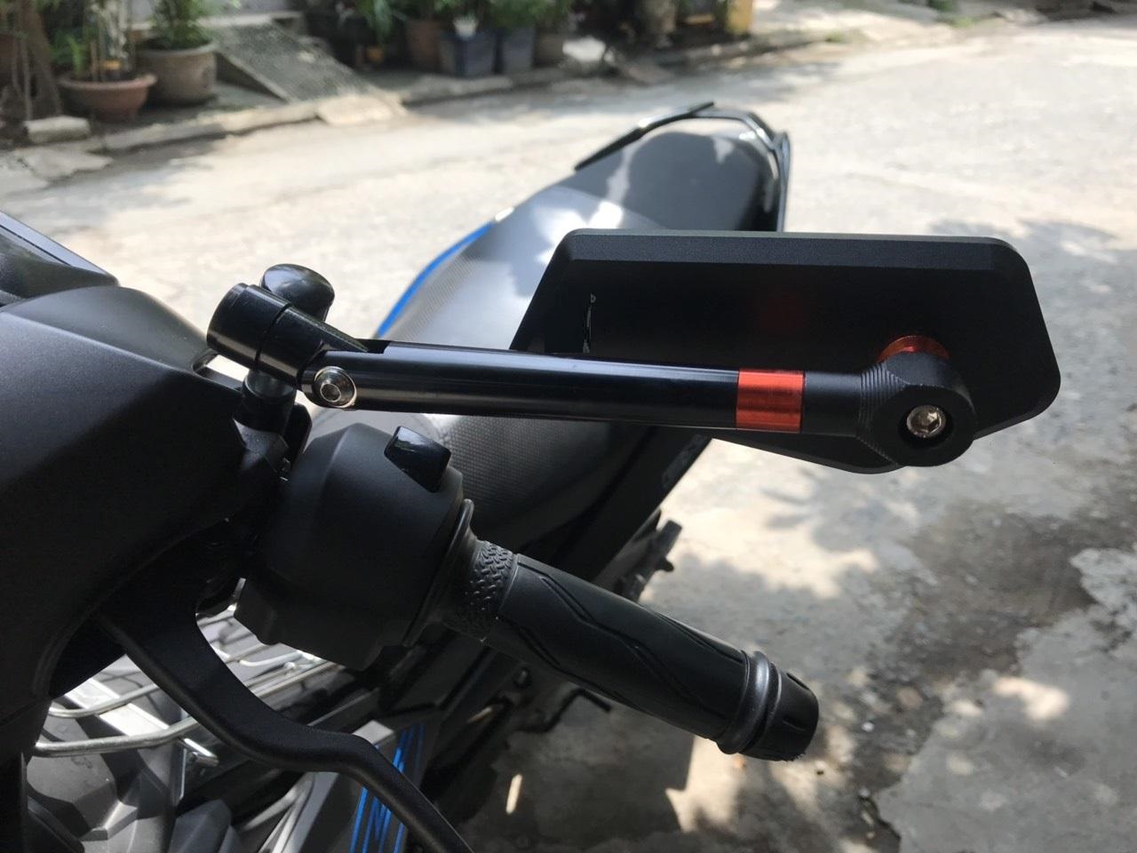 Kính iphone rzm cnc cho xe máy kiểu xéo