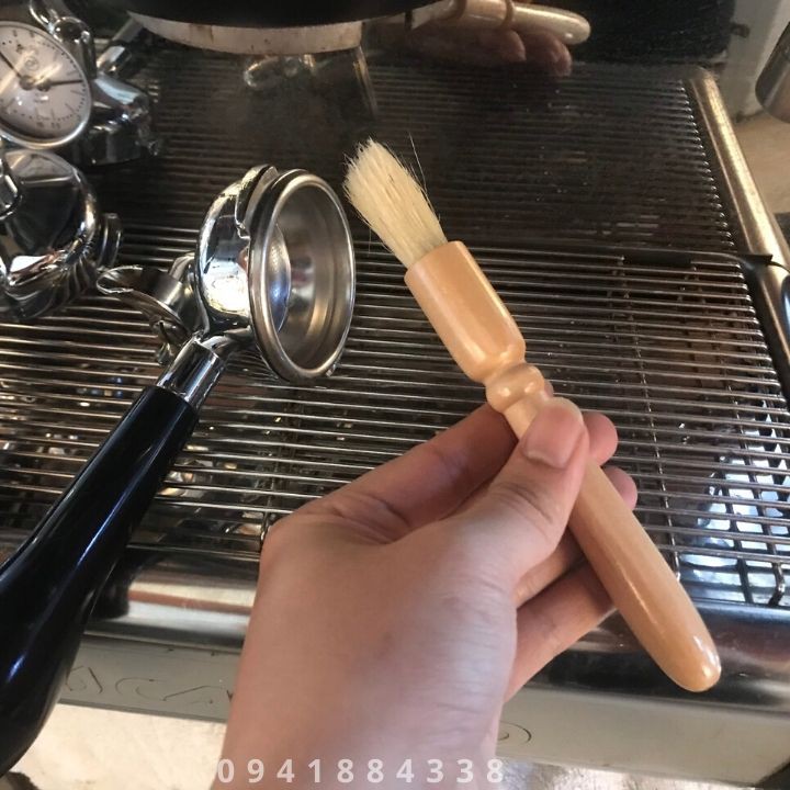 Chổi vệ sinh máy pha cafe cán gỗ