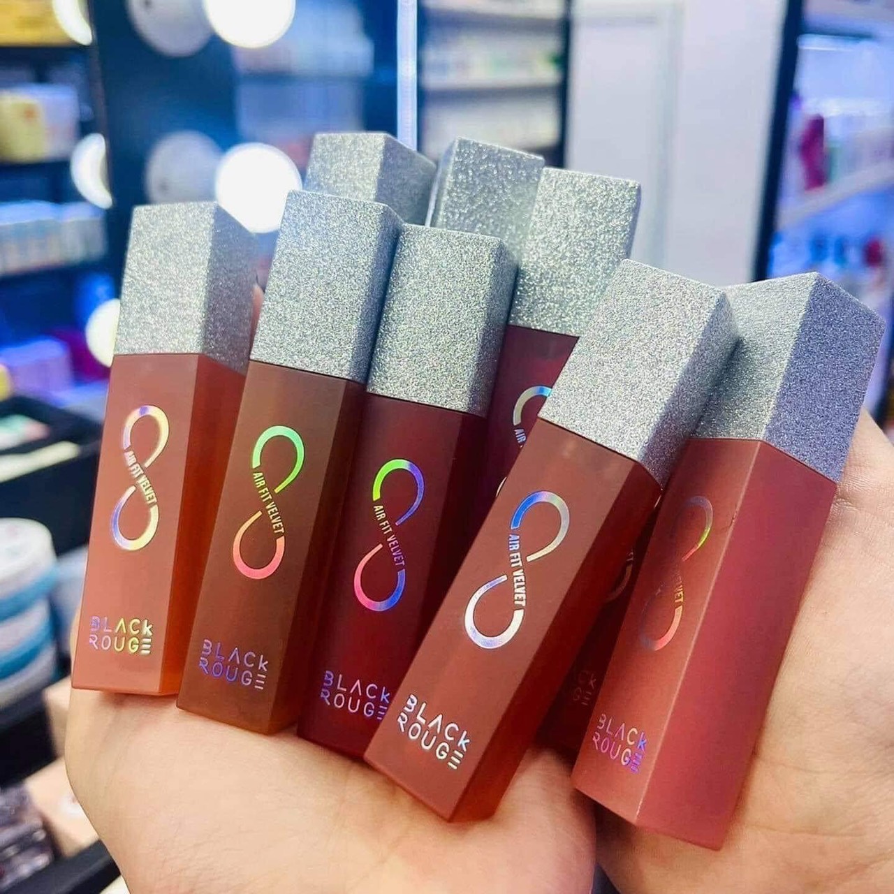 Son kem lì black rouge air fit velvet tint ver 8