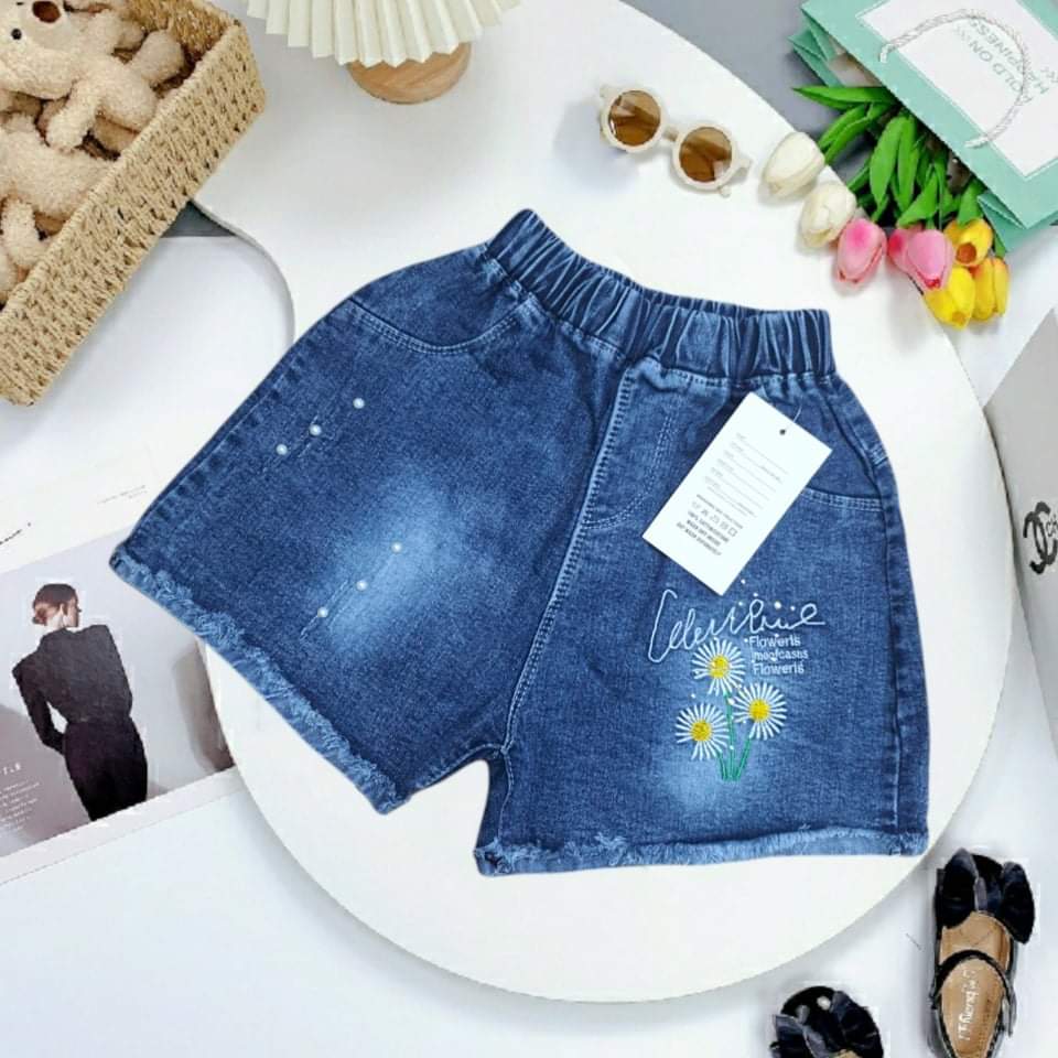 Quấn short jeans bé gái 18-40KG ,quần short bò cho bé gái chất bò mềm co giãn