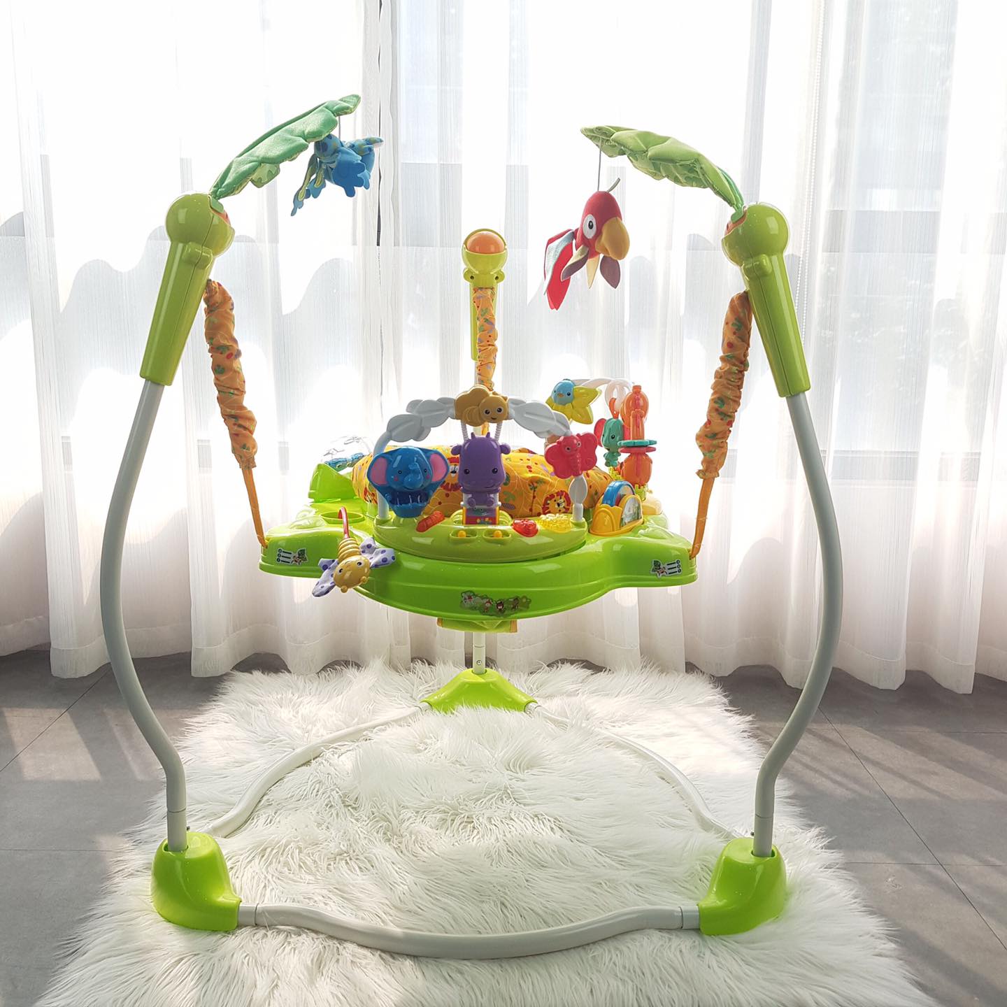 Ghế nhún tập đứng IBABY cho bé