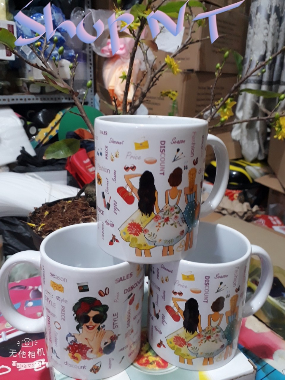Cốc ly sứ in hình cô gái đẹp mắt dễ thương