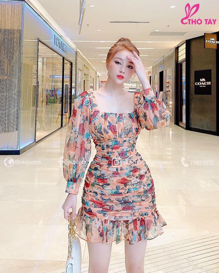 Đầm voan hoa Tay dài bồng cổ vuông nhún dọc sườn đuôi cá thời trang