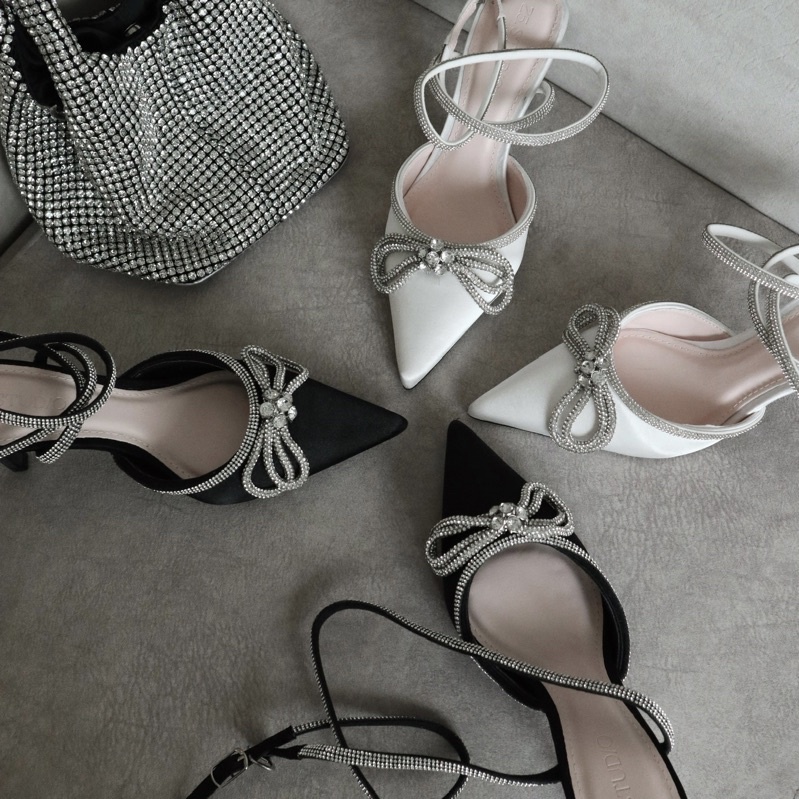 Giày cao gót đính đá mũi nhọn thắt nơ Caroline Heels 25 STUDIO