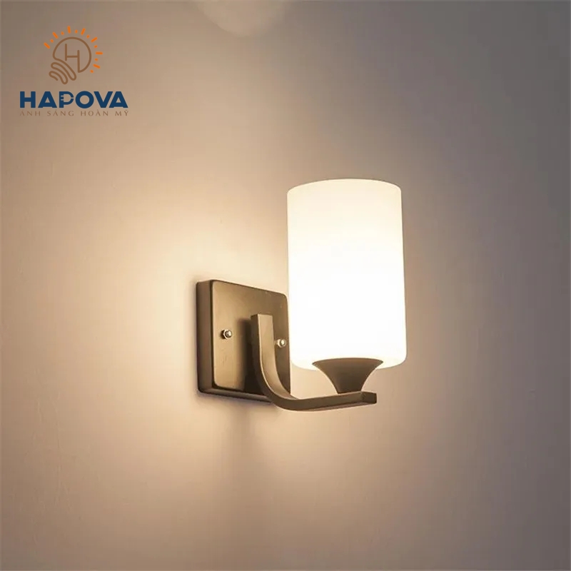 Đèn gắn tường trang trí HAPOVA TAKASYS 8006 Màu Vàng