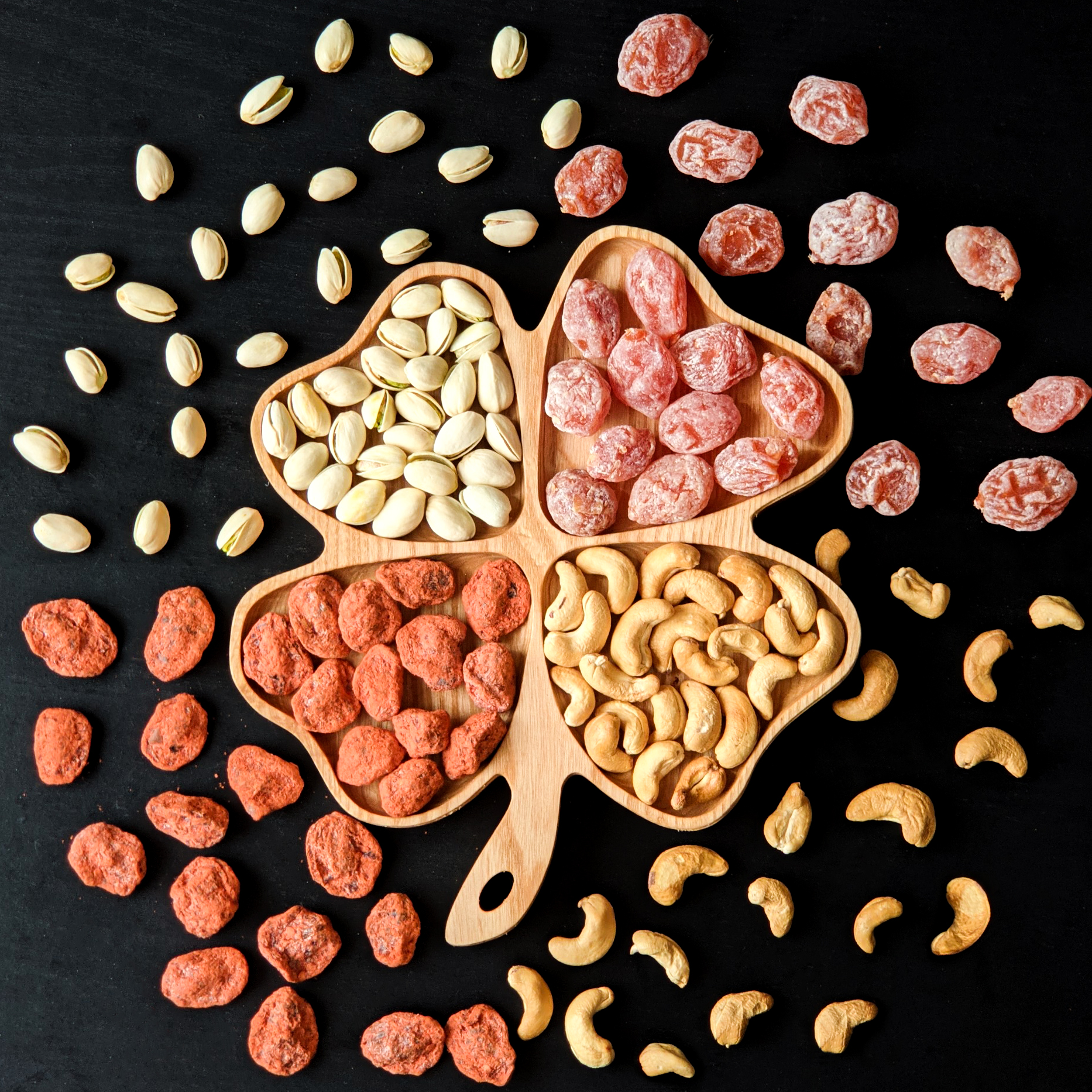 [HCM]Khay Cỏ Bốn Lá Gỗ Ash Nguyên Khối Cao Cấp Đựng Thức Ăn Decor