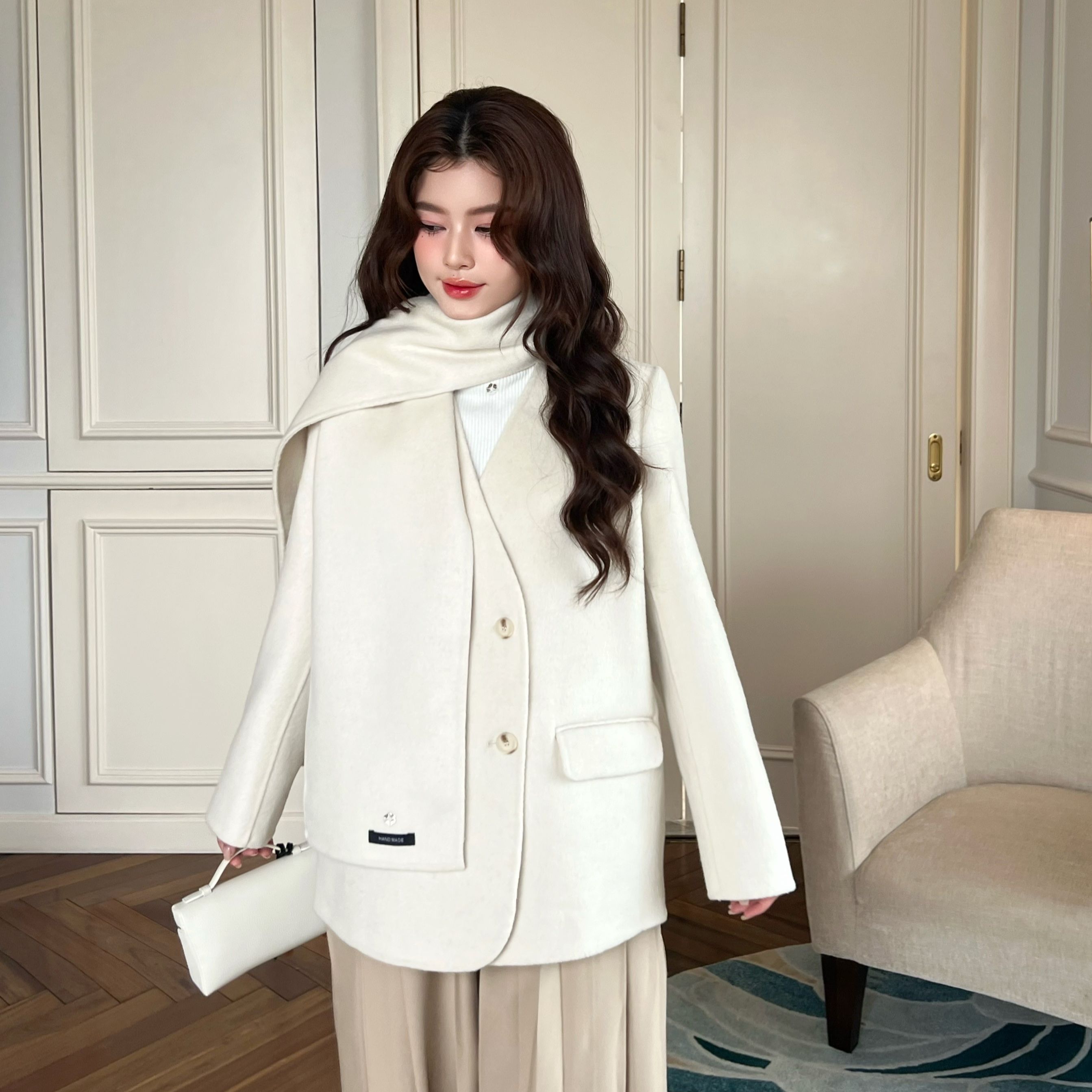 Rory Coat - Áo Khoác Dạ Ép Thiết Kế Nữ Cổ V Dài Tay Form Suông Mùa Đông Màu Kem & Caro Trắng Đen, TẶNG 01 KHĂN QUÀNG CỔ