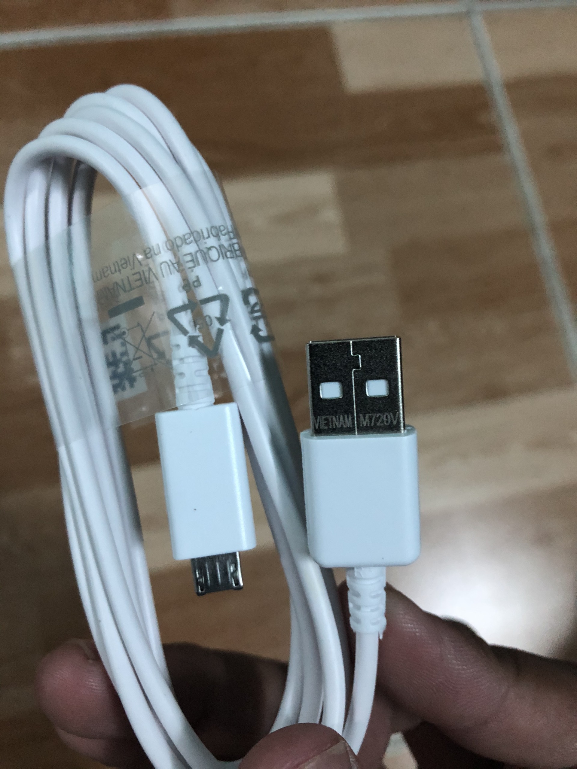 Cáp sạc ss 1m5 đầu micro dành cho các dòng điện thoại : samsung oppo vivo...